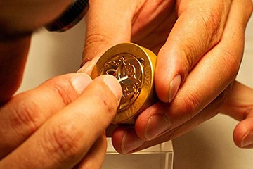 杭州欧米茄手表越走越快